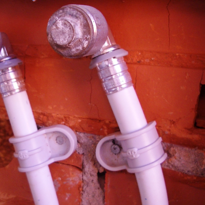 UCHWYT NYLONOWY FP 32-35MM /opk=50szt./ 932FP CELO (932FP)